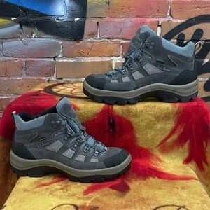 L.L.BEAN-unisex gray suede GORE-TEX lace up hiking boot shoes